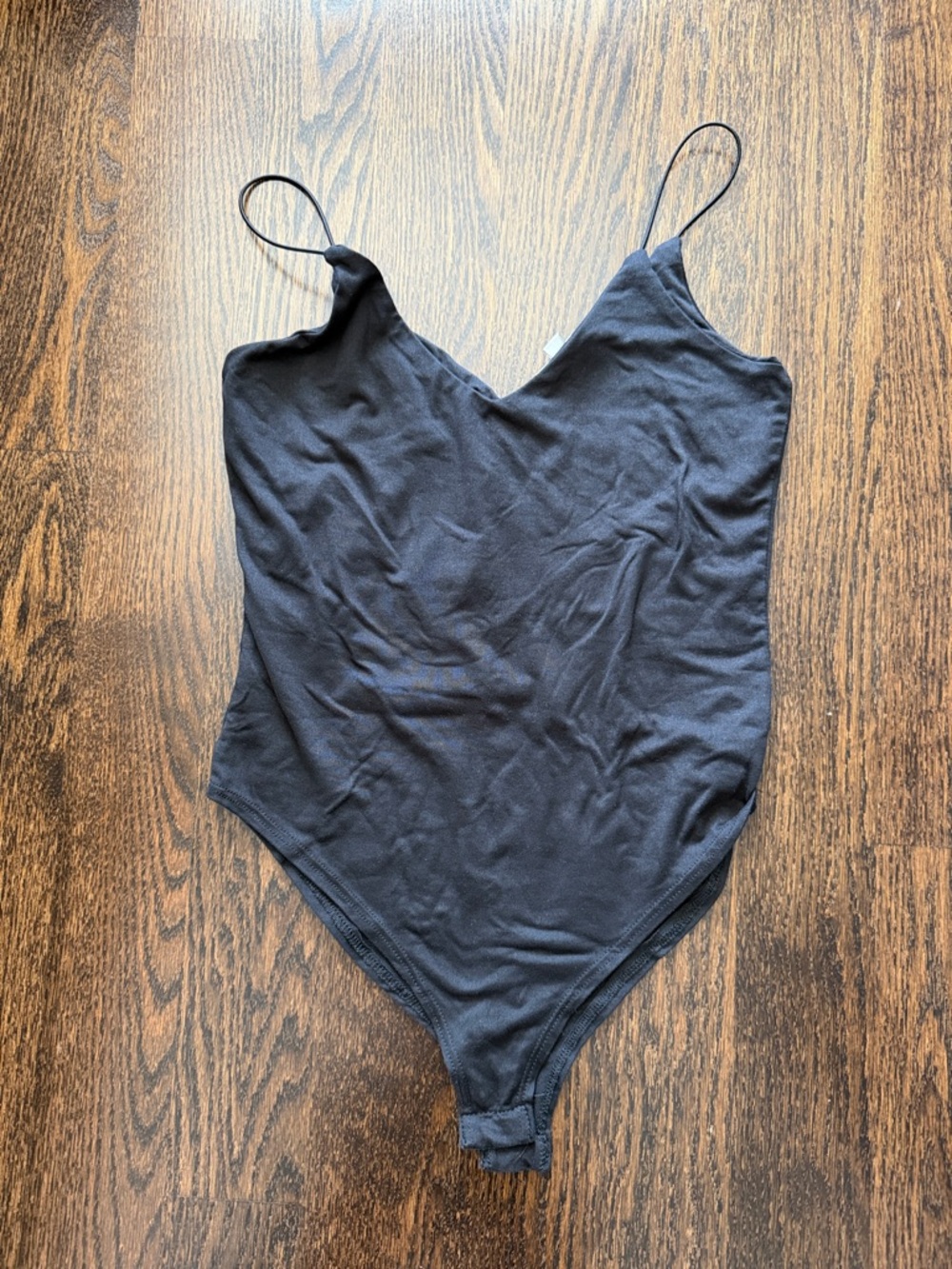 Gaze black v neck bodysuit small black